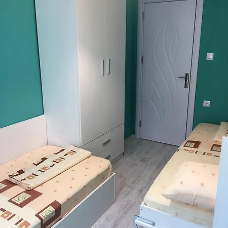 Geri 4 * Pomorie